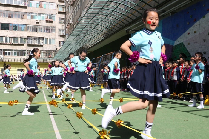 其余球员便